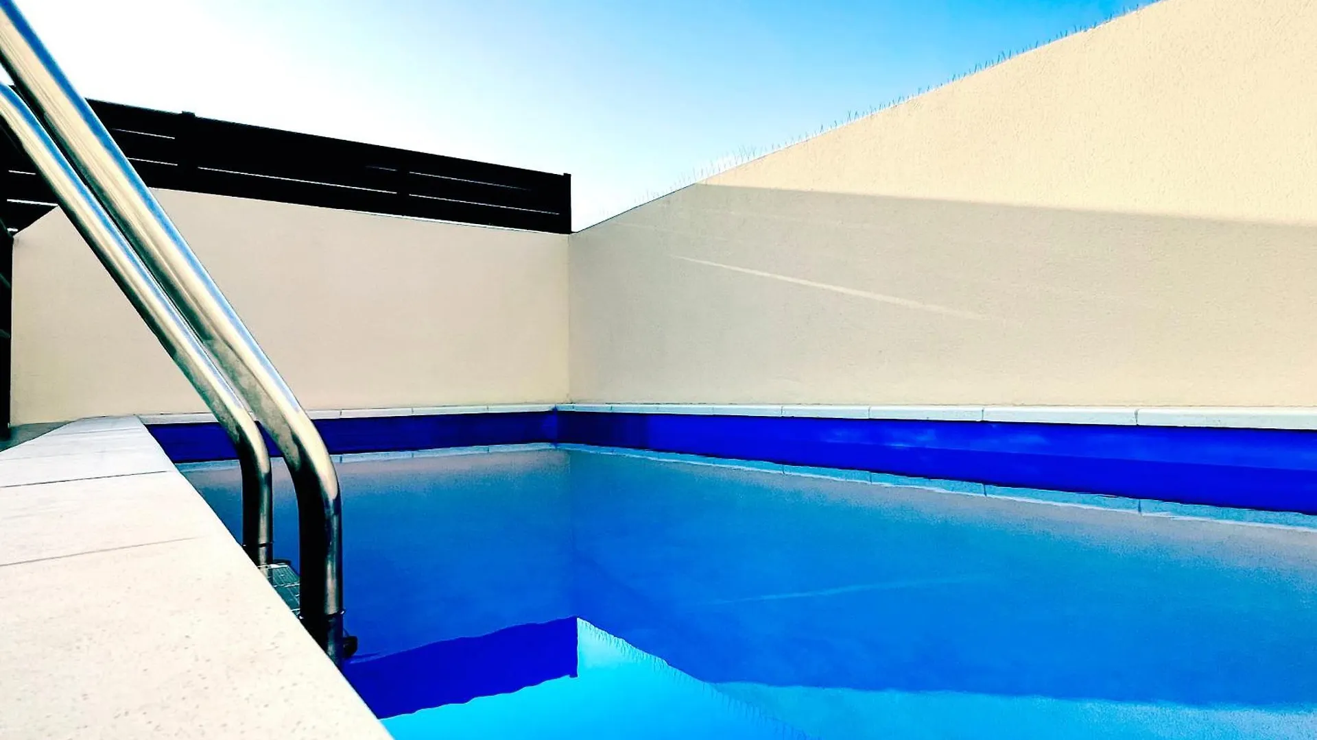 Apartment Bora Bora Atico Con Piscina Privada En Paraiso De Vera Spain